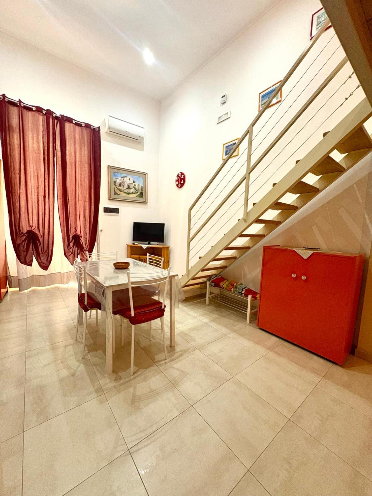 Joanna Studio Flat Джардіні-Наксос Екстер'єр фото
